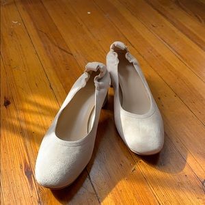 Everlane Day Heel, Natural Suede, Size 10.5